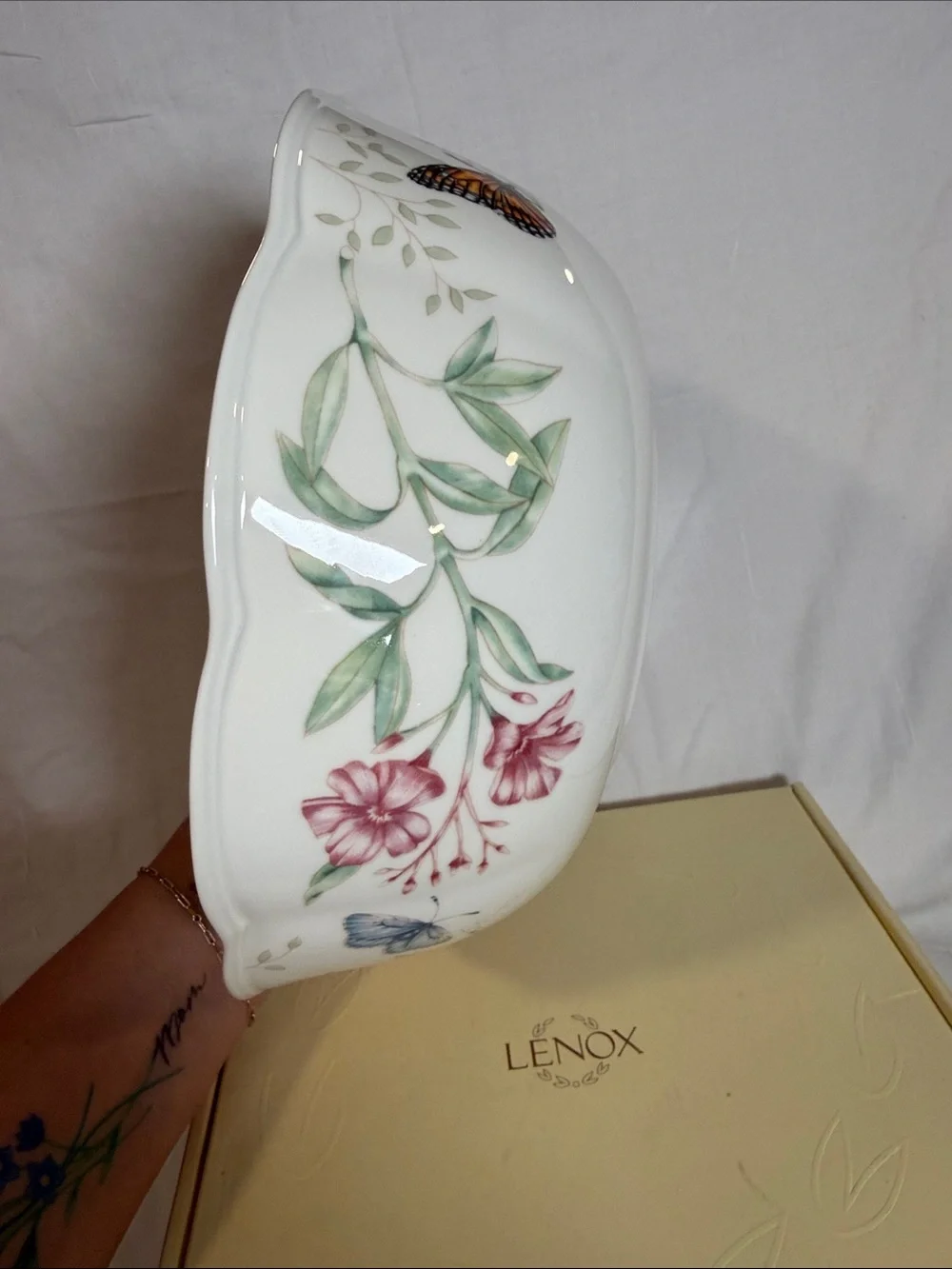 Lenox Butterfly Meadow White Porcelain Serving Bowl